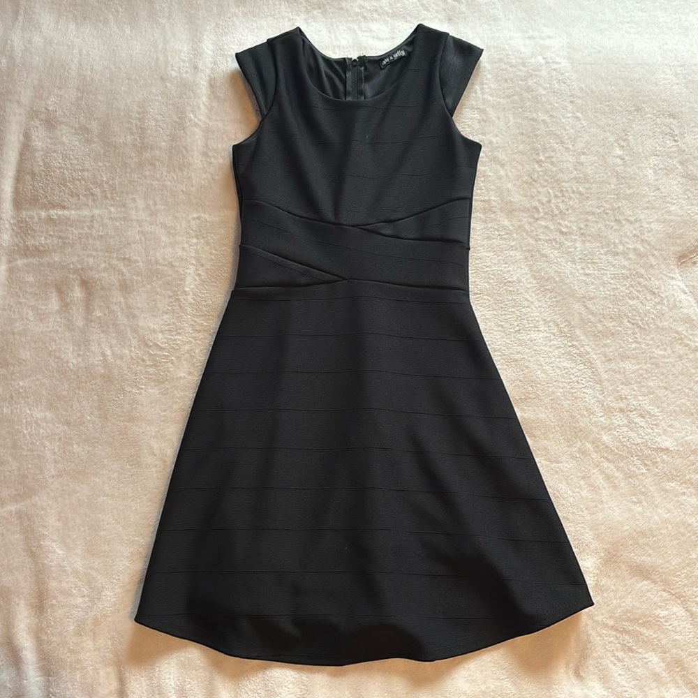 Casual black dresss